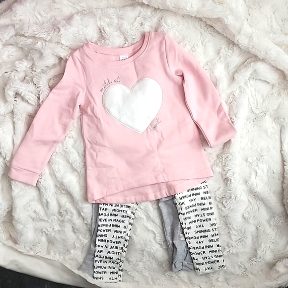 Toddler Girls Size 3T - Two pack leggings - Picture 3 of 3